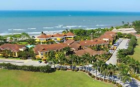 Casa de Playa en el Complejo Palma Real La Ceiba